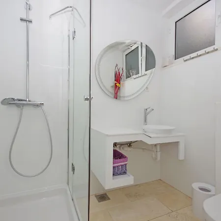 Lisa By Interhome Apartman *