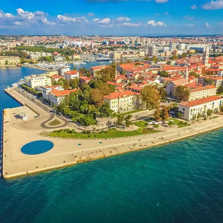 Appartement Lisa By Interhome Zadar