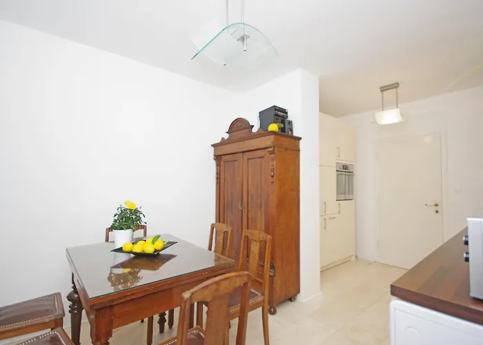 Lisa By Interhome Apartman Zadar